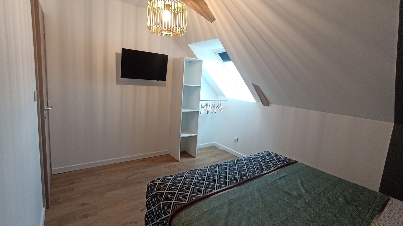 Photo of Bedroom in Saint-Clement-des-Levees