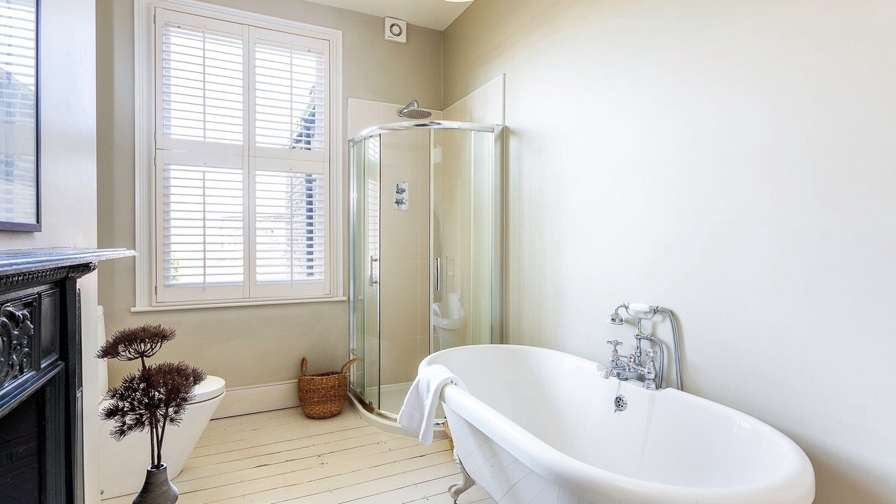 Photo of Bathroom in Tooting