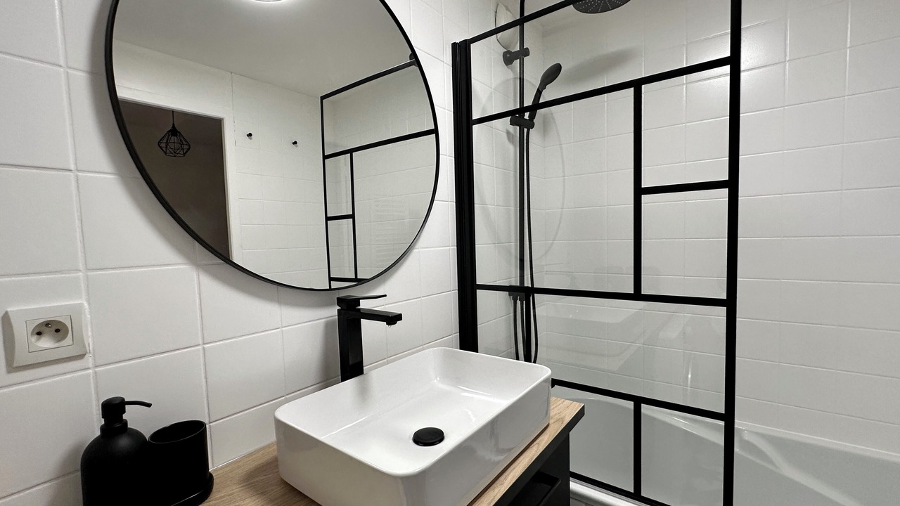 Photo of Bathroom in Le Puy-en-Velay