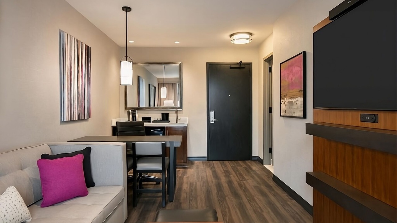 Photo of Livingroom in Berkeley Heights