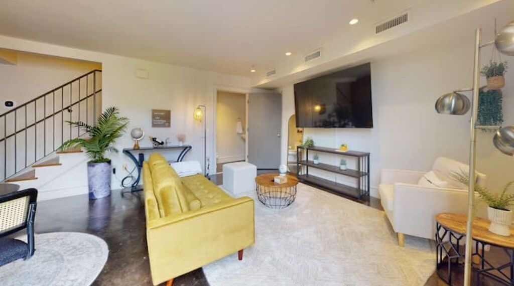 Photo of Livingroom in Montgomery