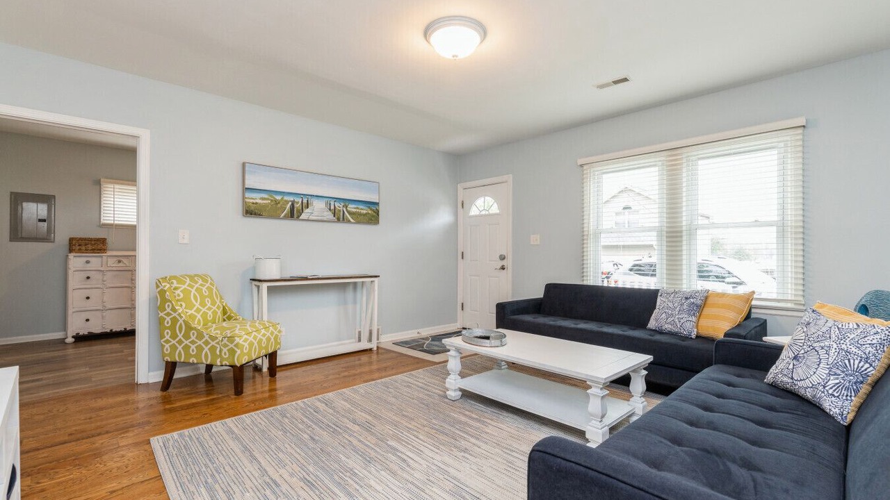 Photo of Livingroom in Wauconda