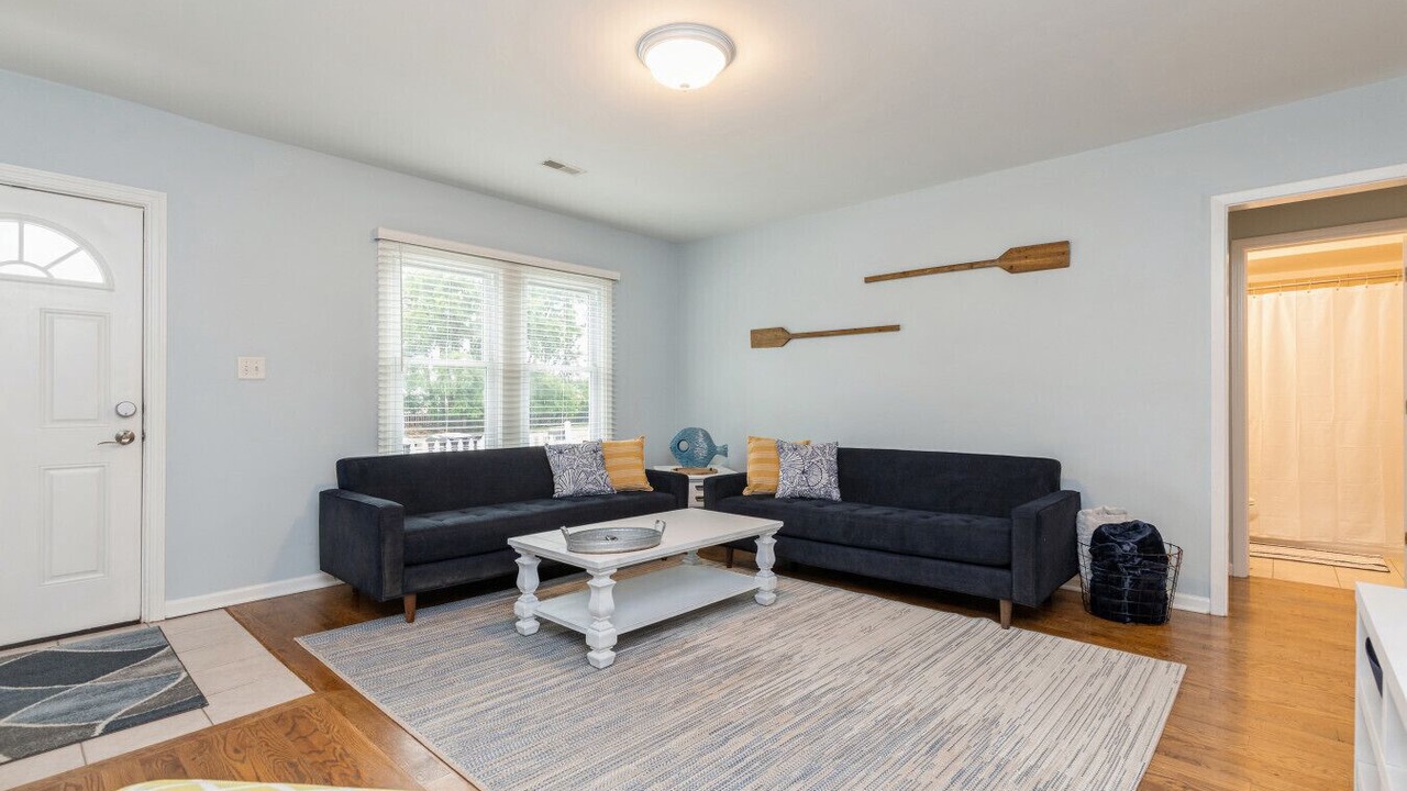 Photo of Livingroom in Wauconda