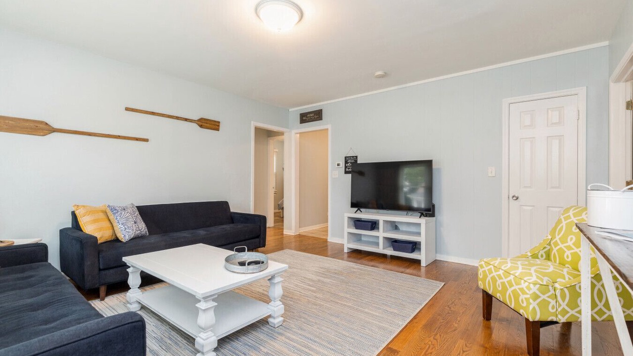 Photo of Livingroom in Wauconda