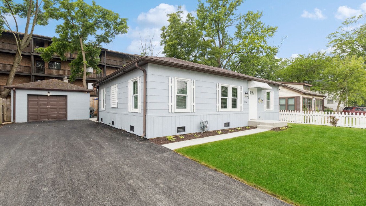 Photo of Others in Wauconda