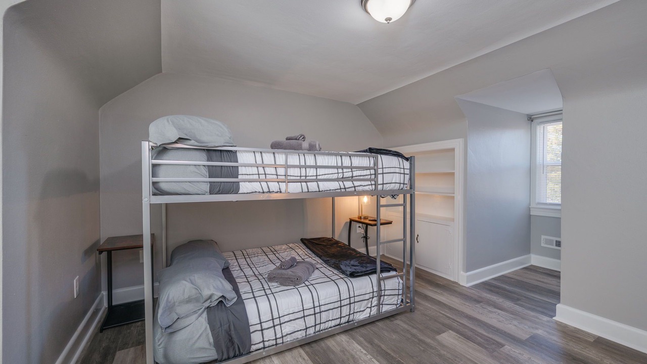 Photo of Bedroom in Poquoson