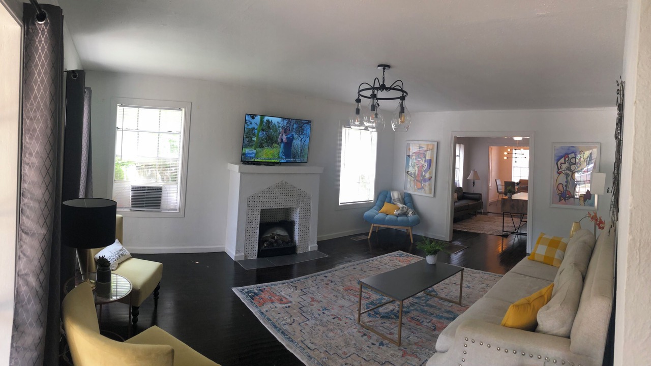Photo of Livingroom in Park Cities