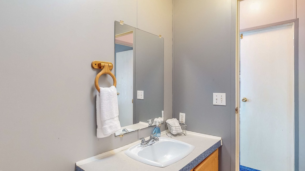 Photo of Bathroom in Alvin