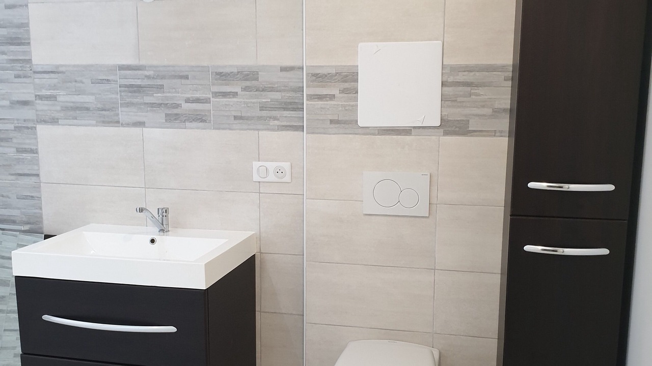 Photo of Bathroom in Vinay