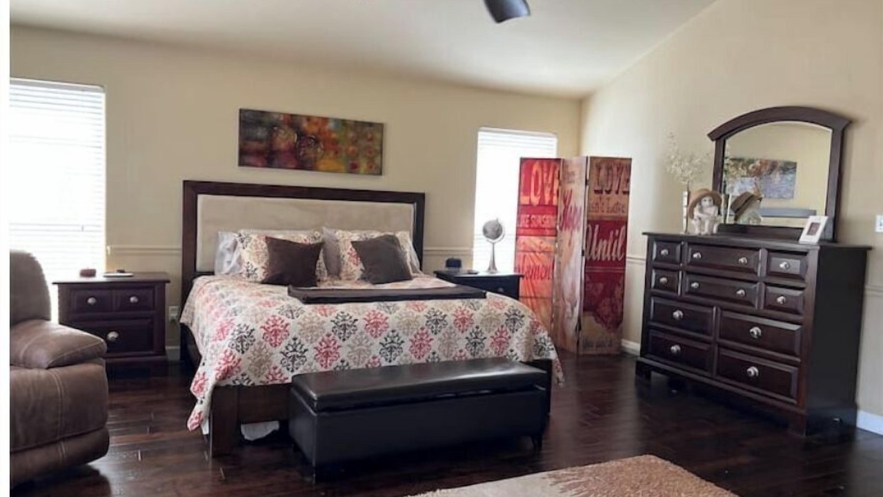 Photo of Bedroom in San Leanna Park
