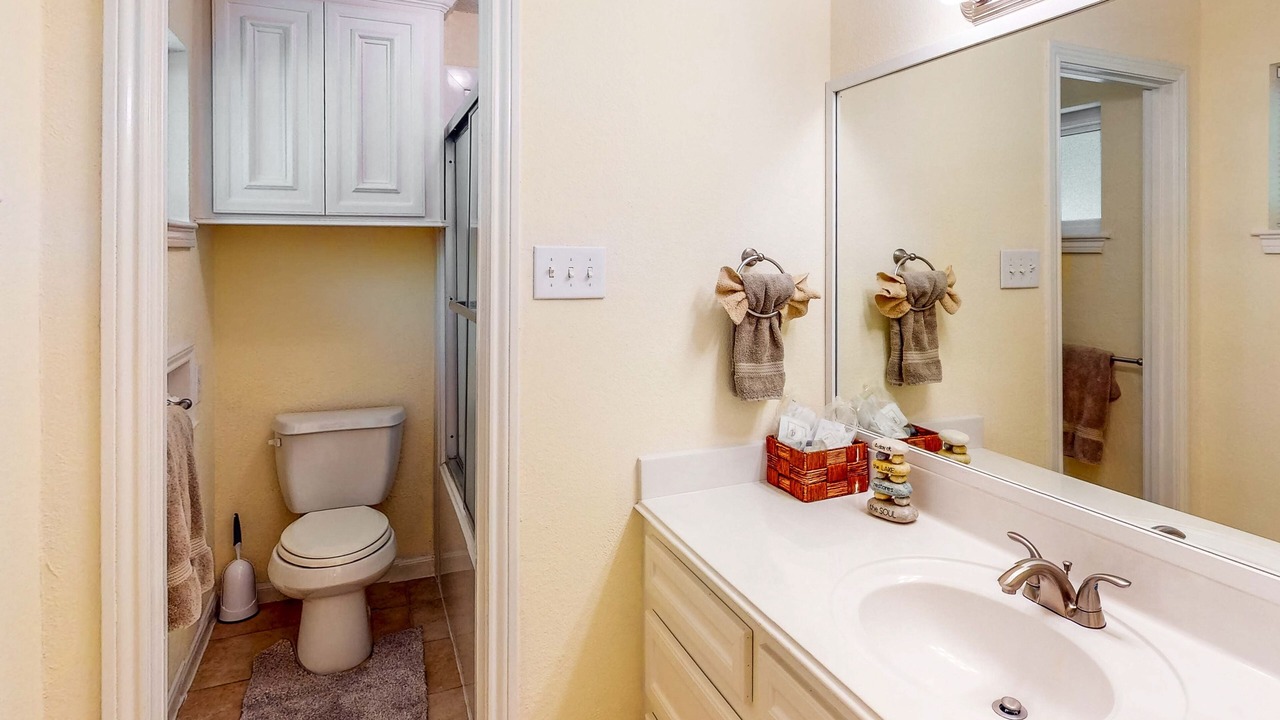 Photo of Bathroom in Cape Royale