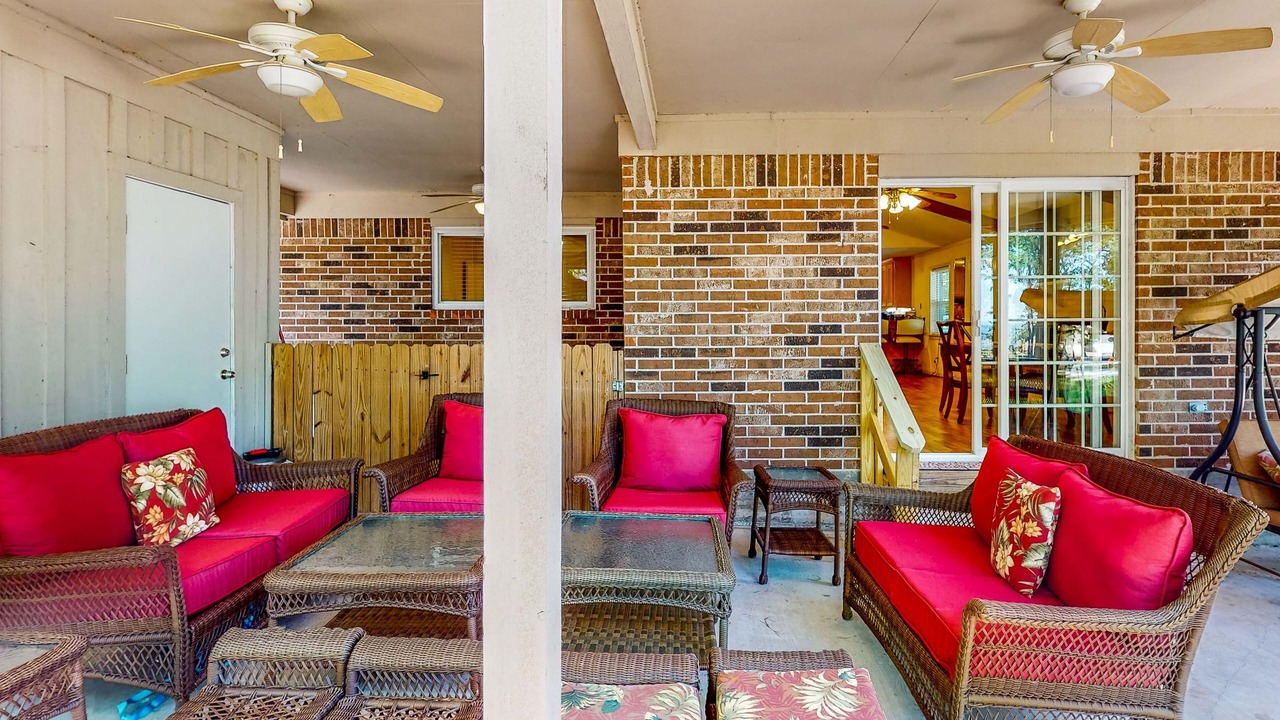 Photo of Livingroom in Cape Royale