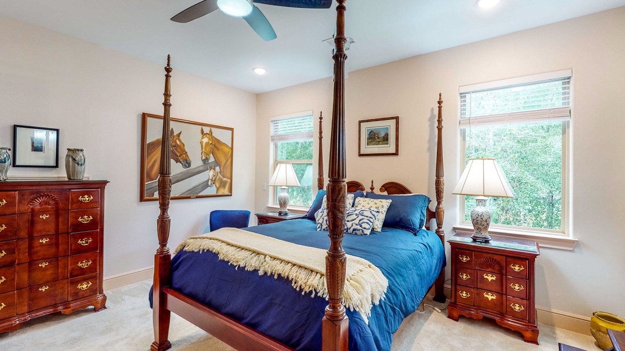 Photo of Bedroom in Grogan's Mill