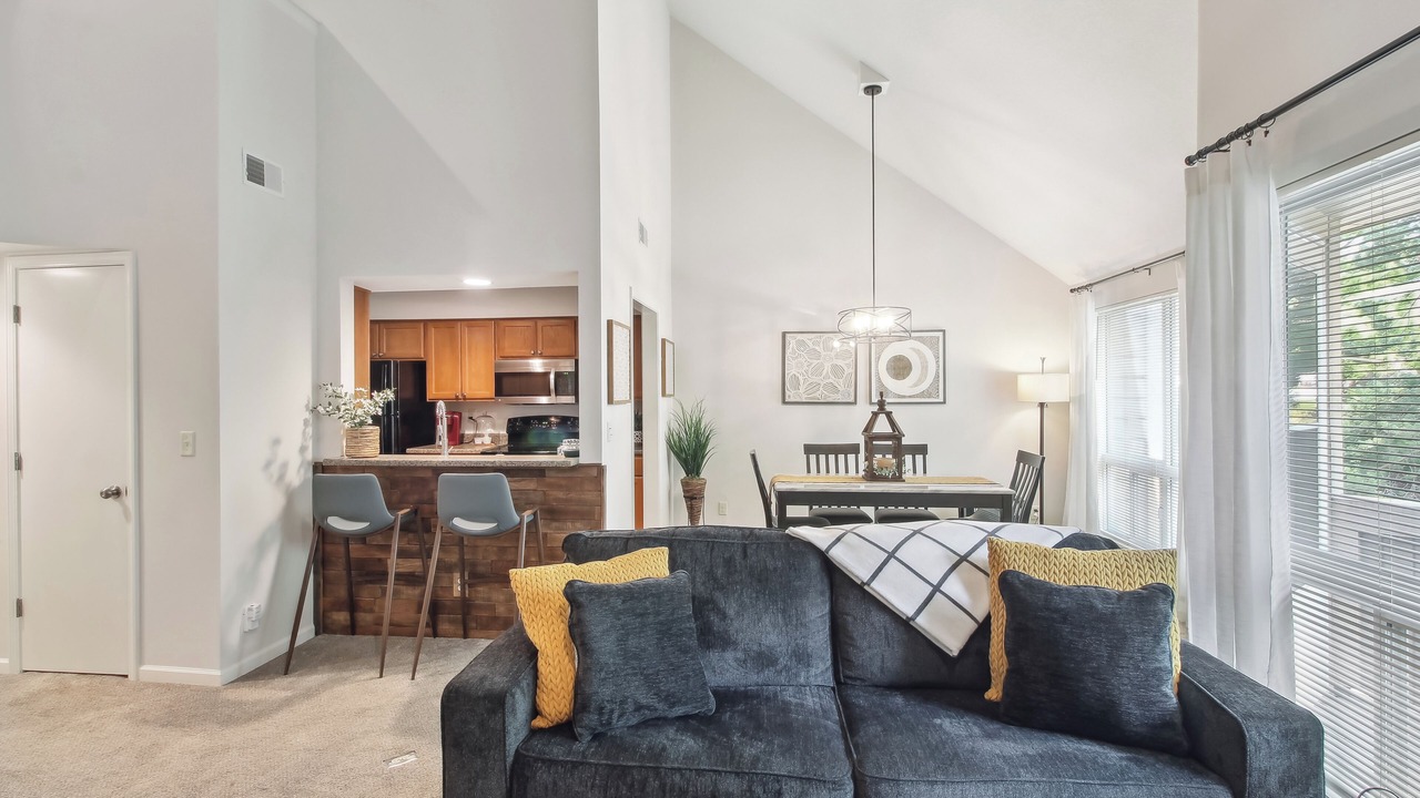 Photo of Livingroom in Overland Park
