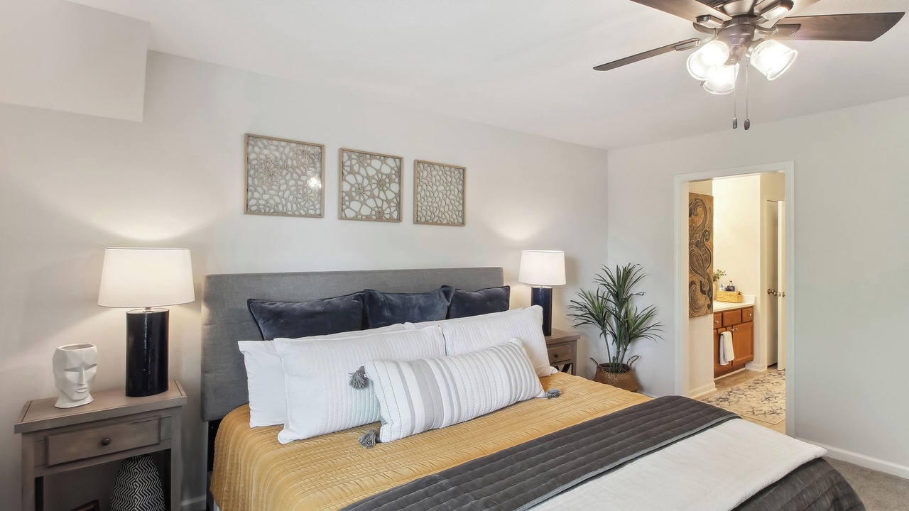 Photo of Bedroom in Overland Park