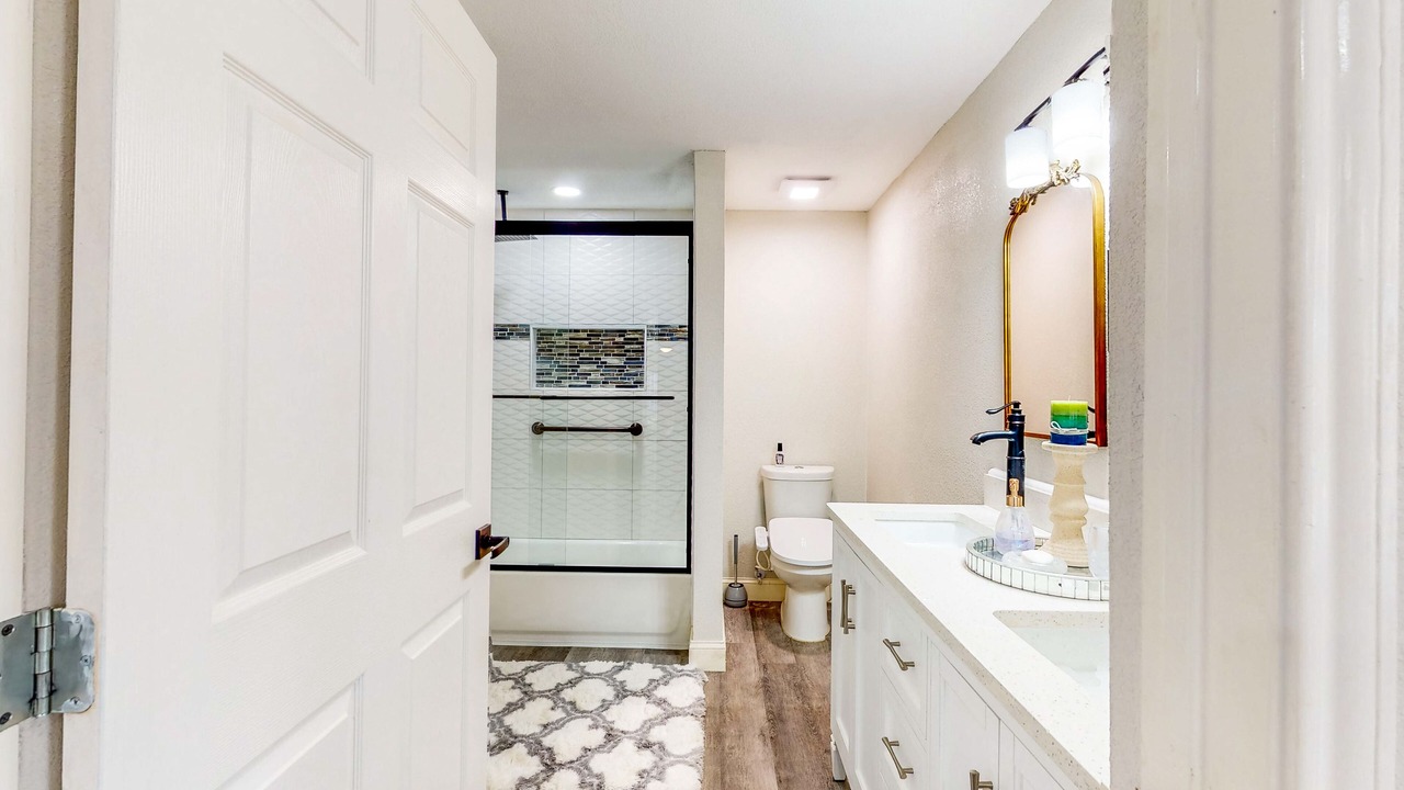 Photo of Bathroom in Quinlan