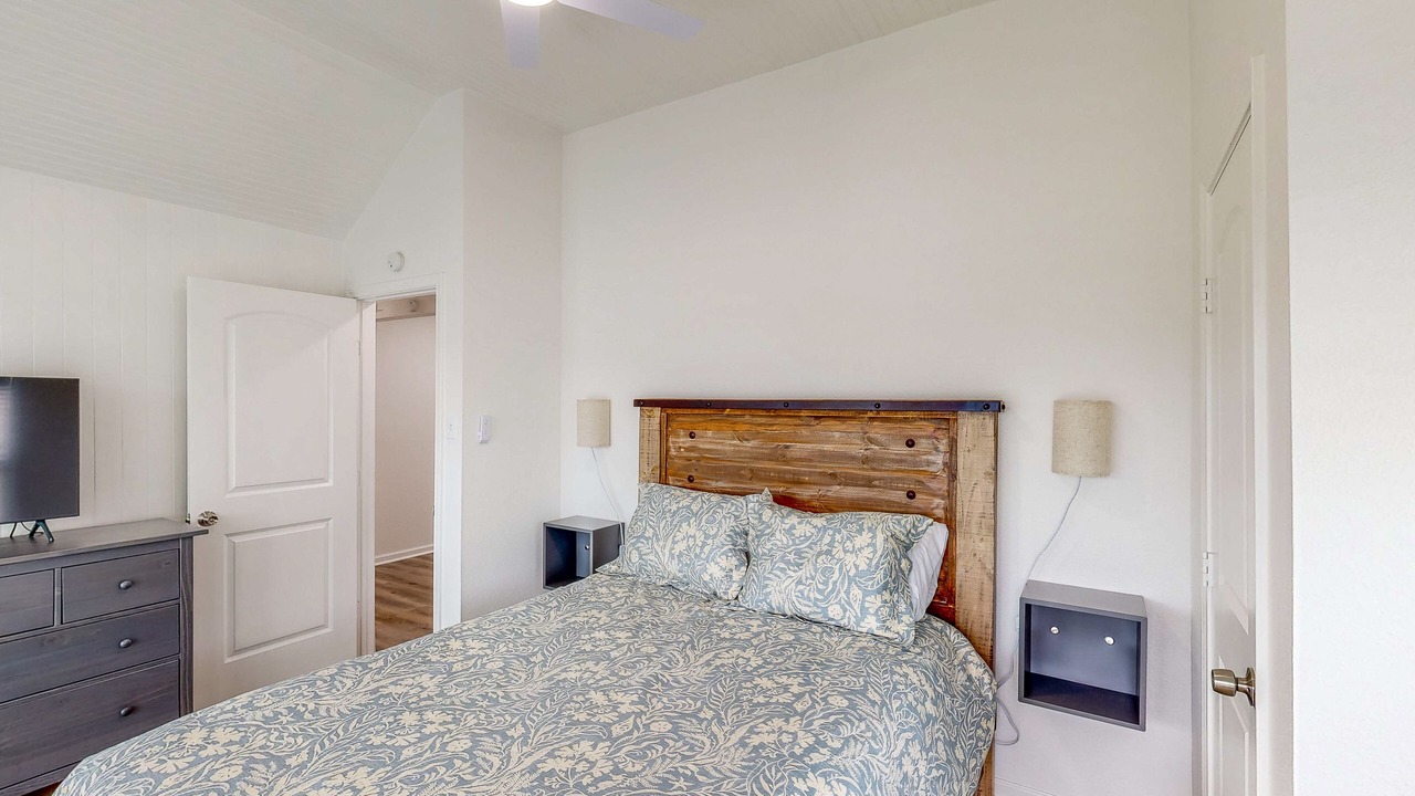 Photo of Bedroom in Pointblank