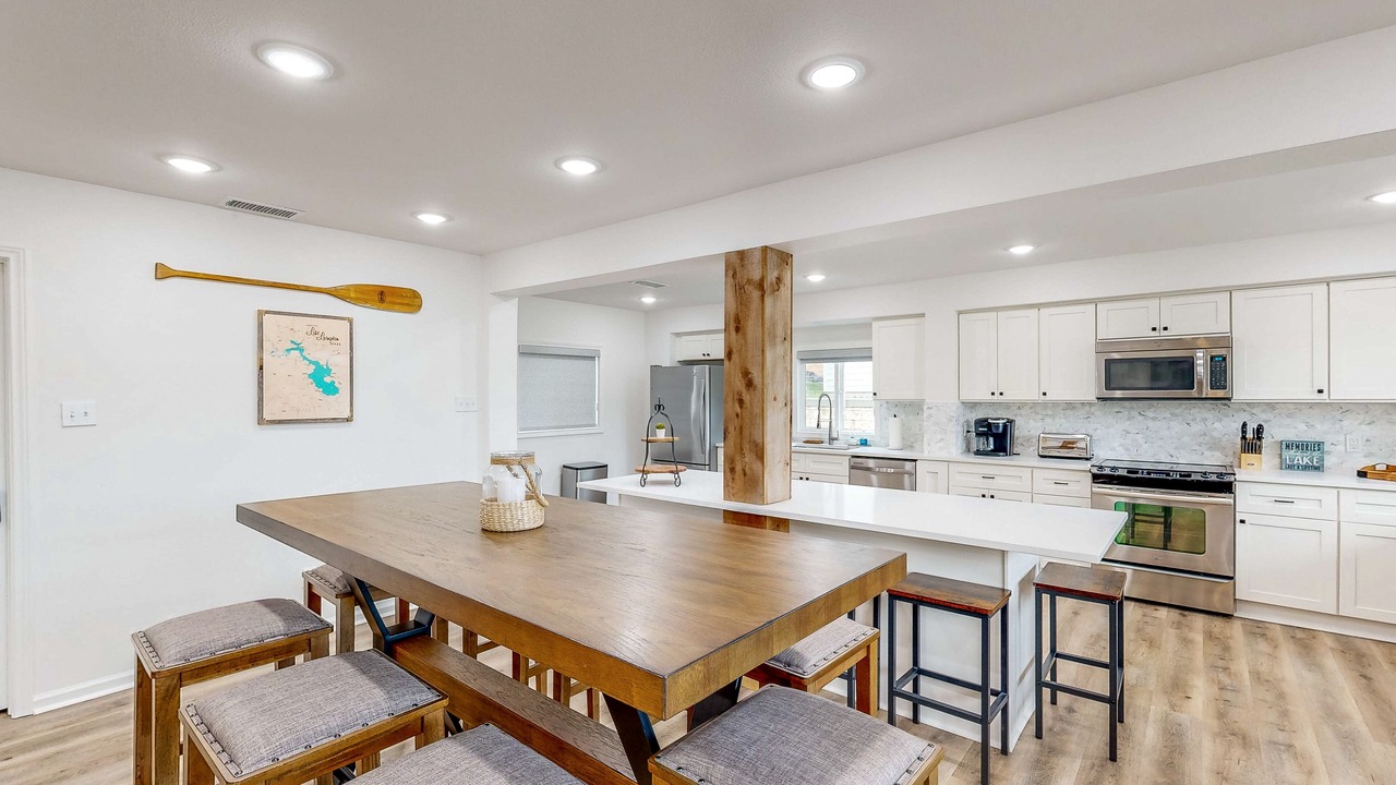 Photo of Kitchen in Pointblank