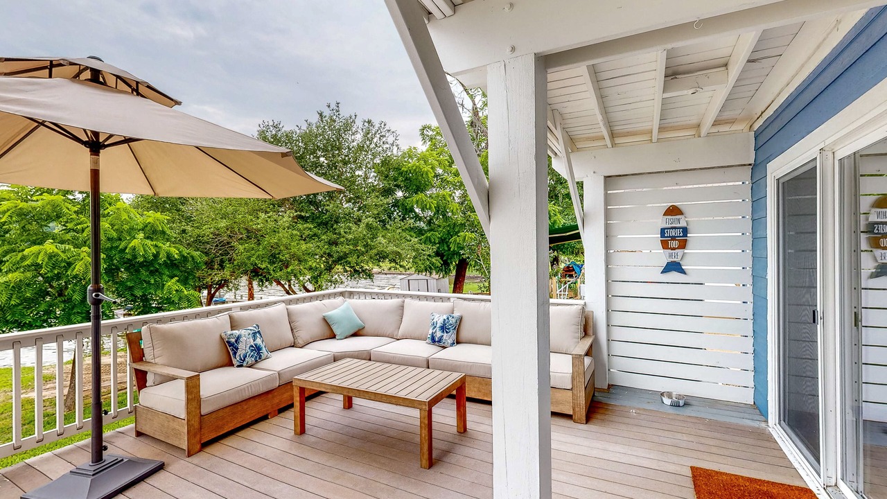 Photo of Patio Balcony in Pointblank