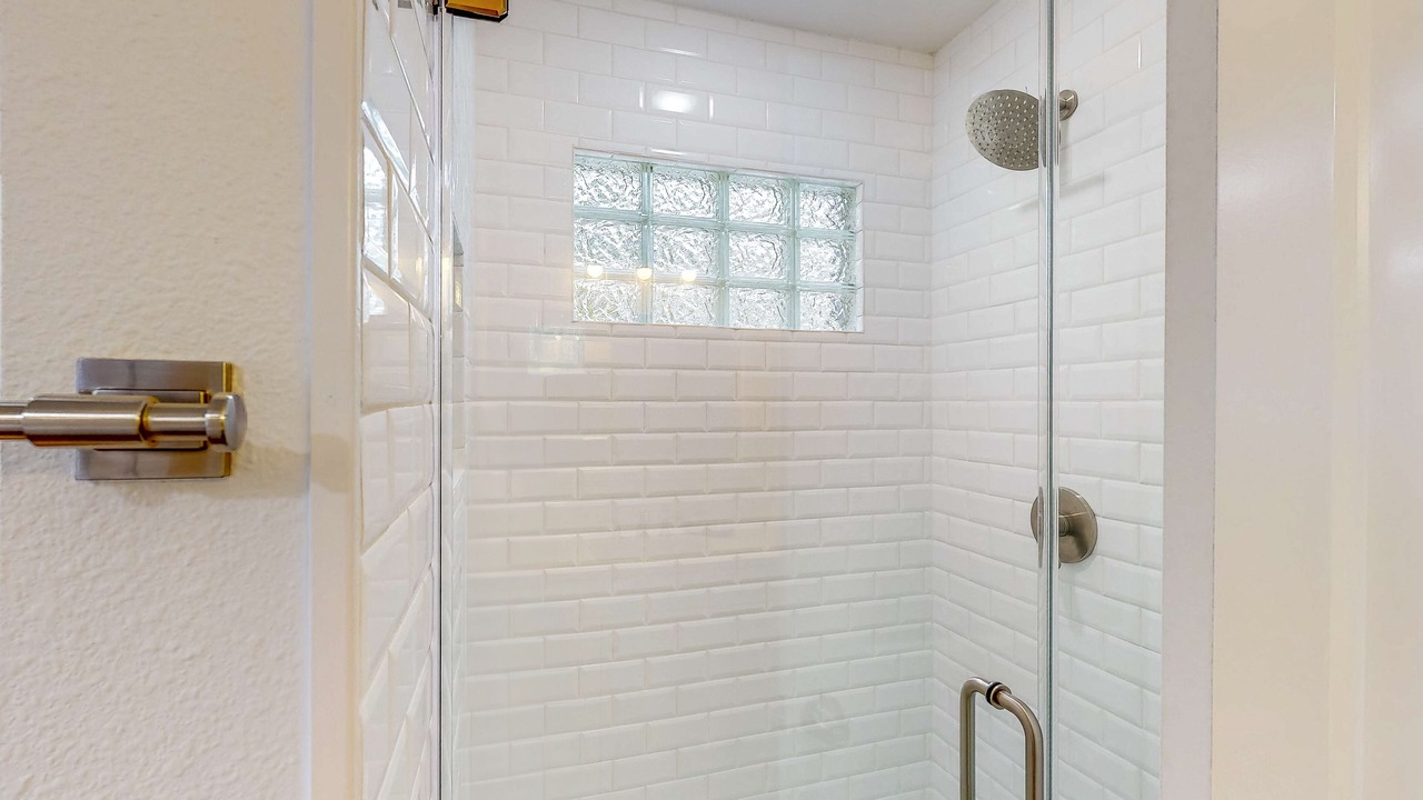 Photo of Bathroom in Pointblank
