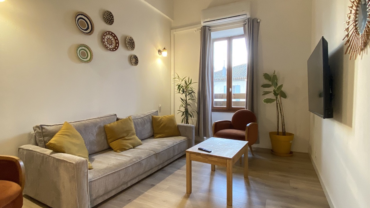 Photo of Livingroom in Homps