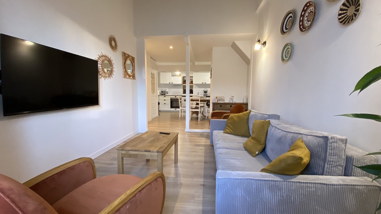 Photo of Livingroom in Homps