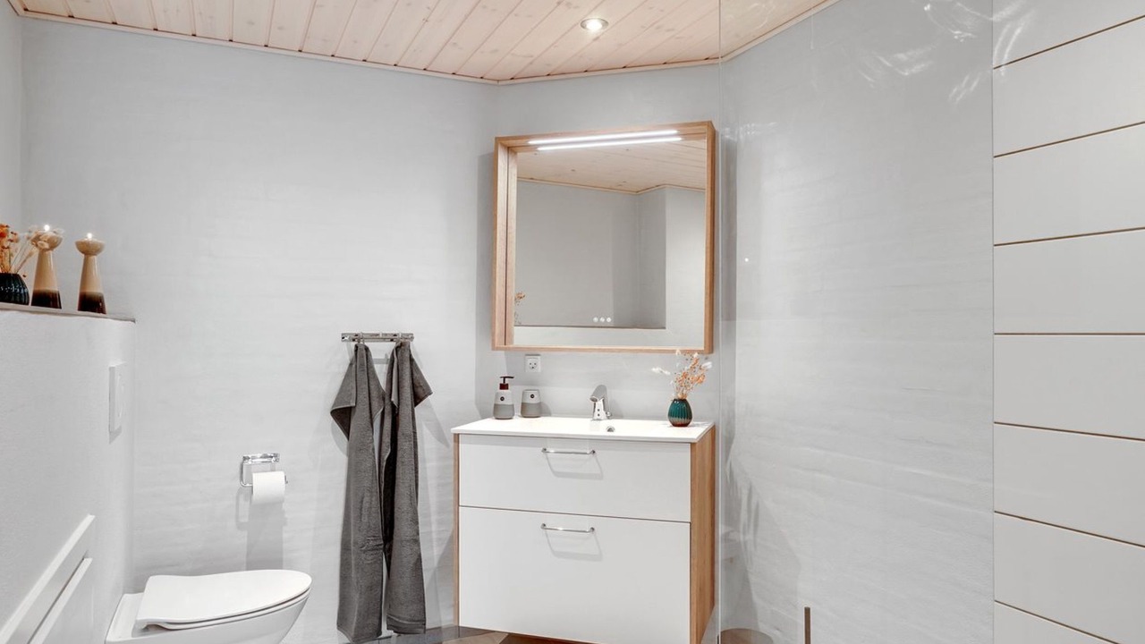 Photo of Bathroom in Øster Melholt
