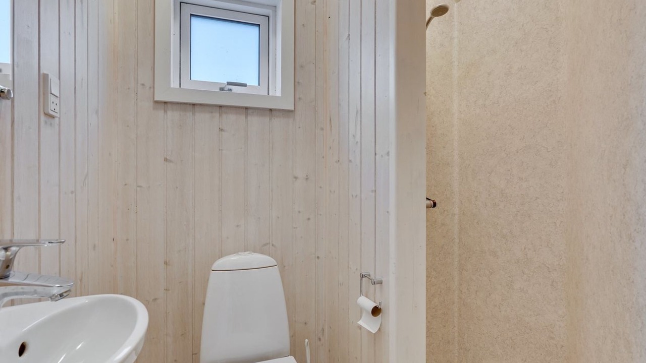Photo of Bathroom in Yderby