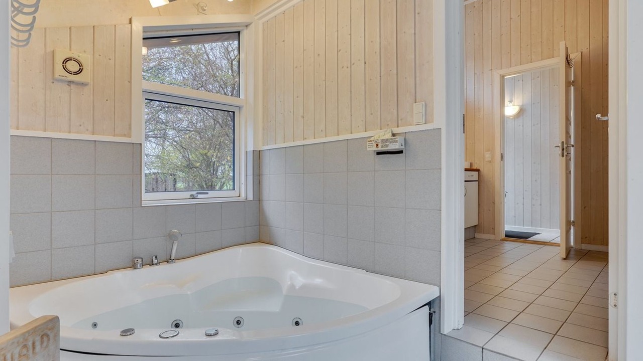 Photo of Bathroom in Yderby