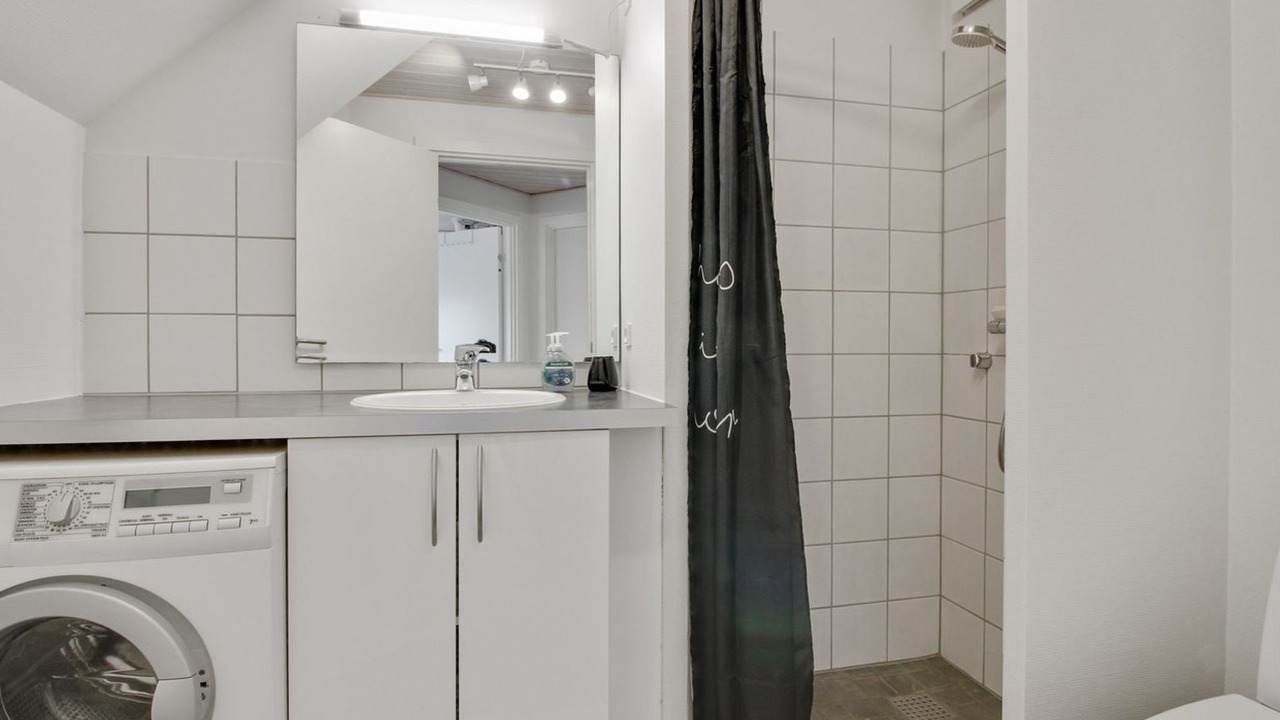 Photo of Bathroom in Lokken