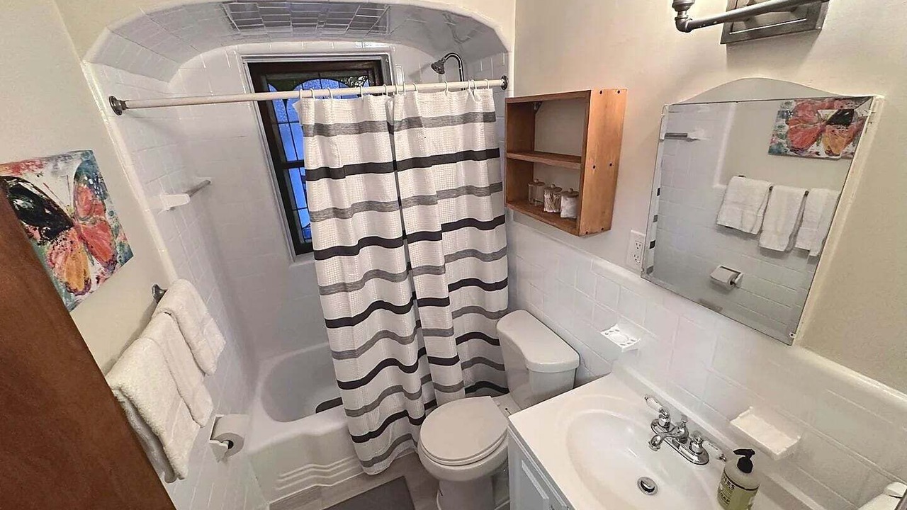 Photo of Bathroom in The Southampton