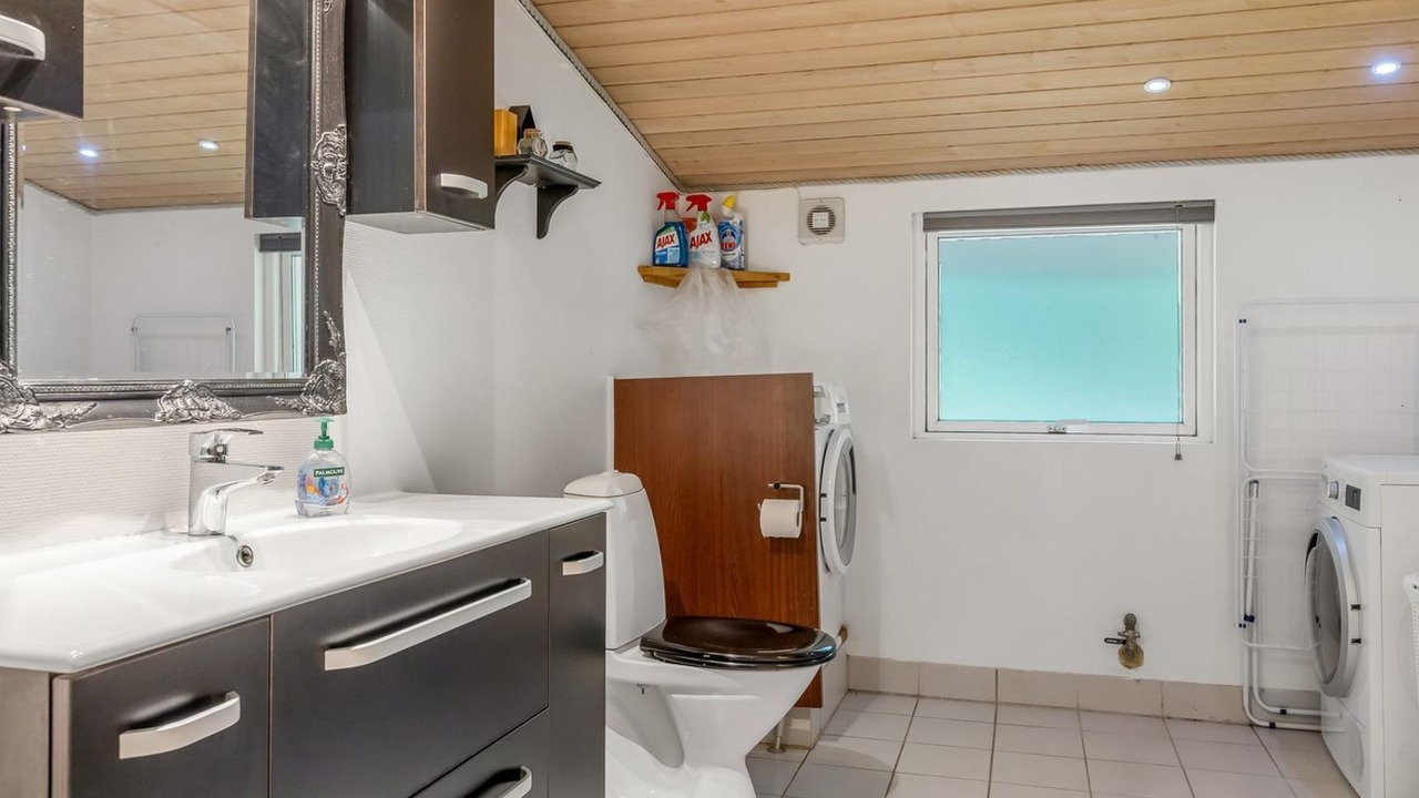 Photo of Bathroom in Arrild Ferieby