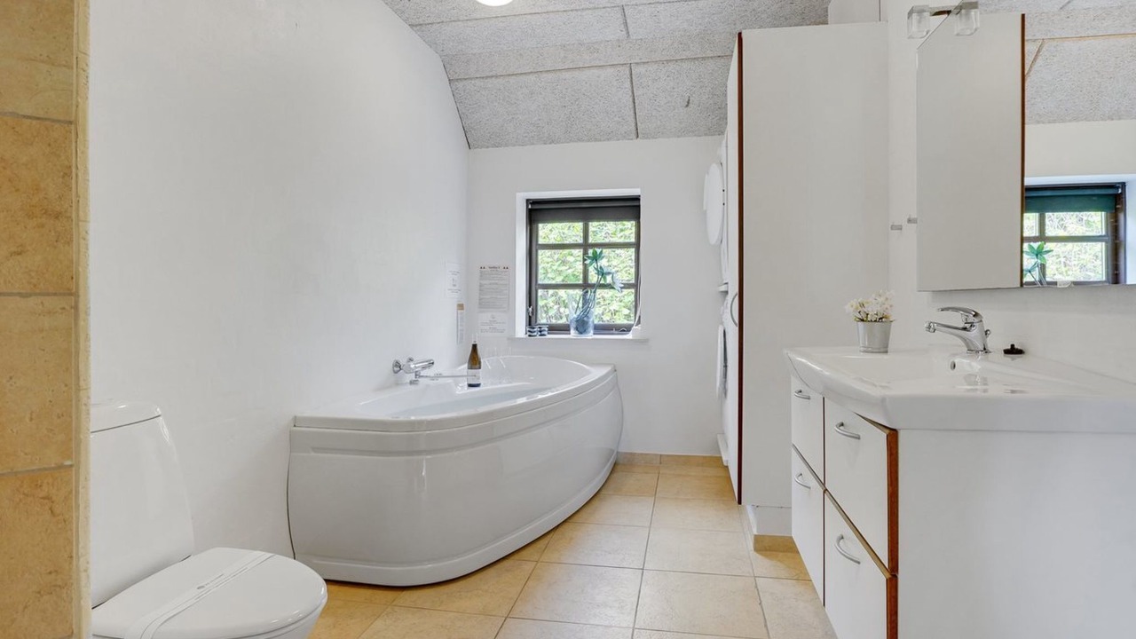 Photo of Bathroom in Saltum
