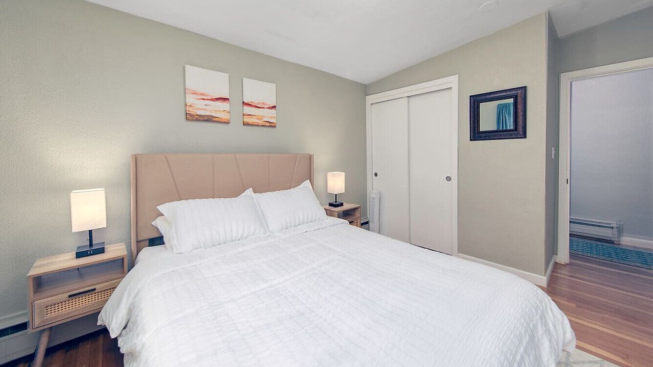 Photo of Bedroom in Marblehead