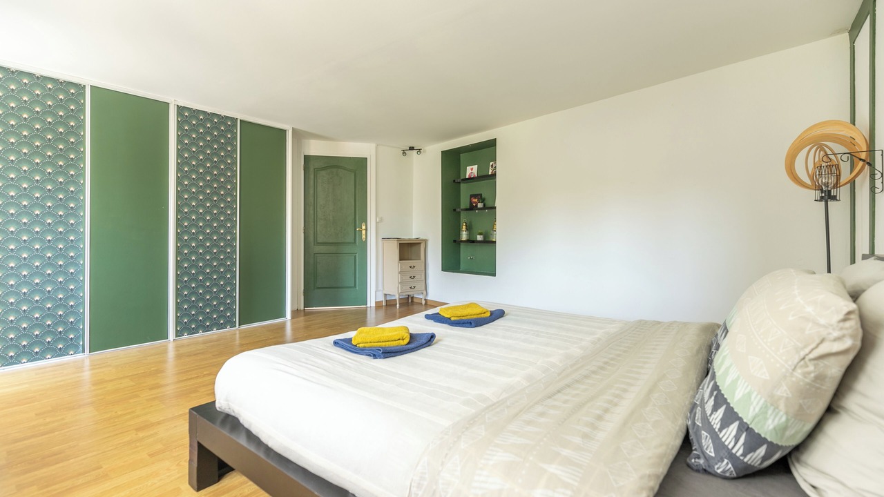 Photo of Bedroom in Thesee