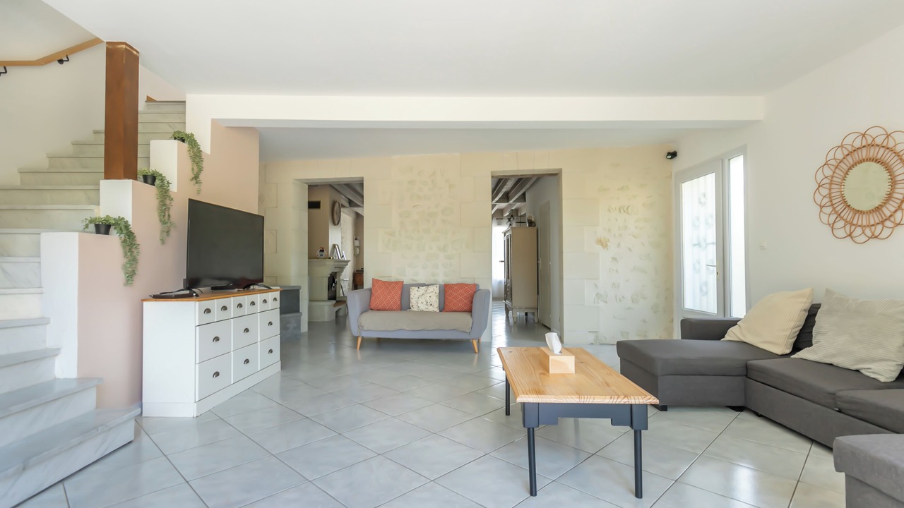 Photo of Livingroom in Thesee