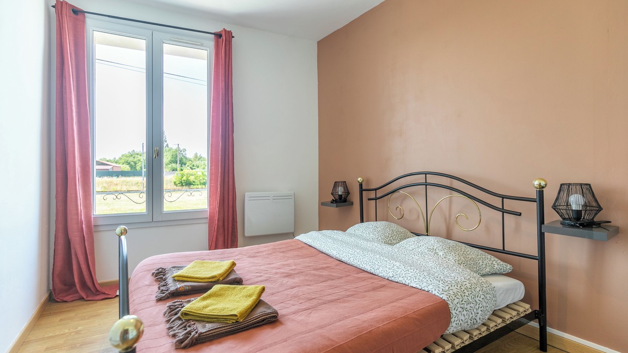 Photo of Bedroom in Thesee