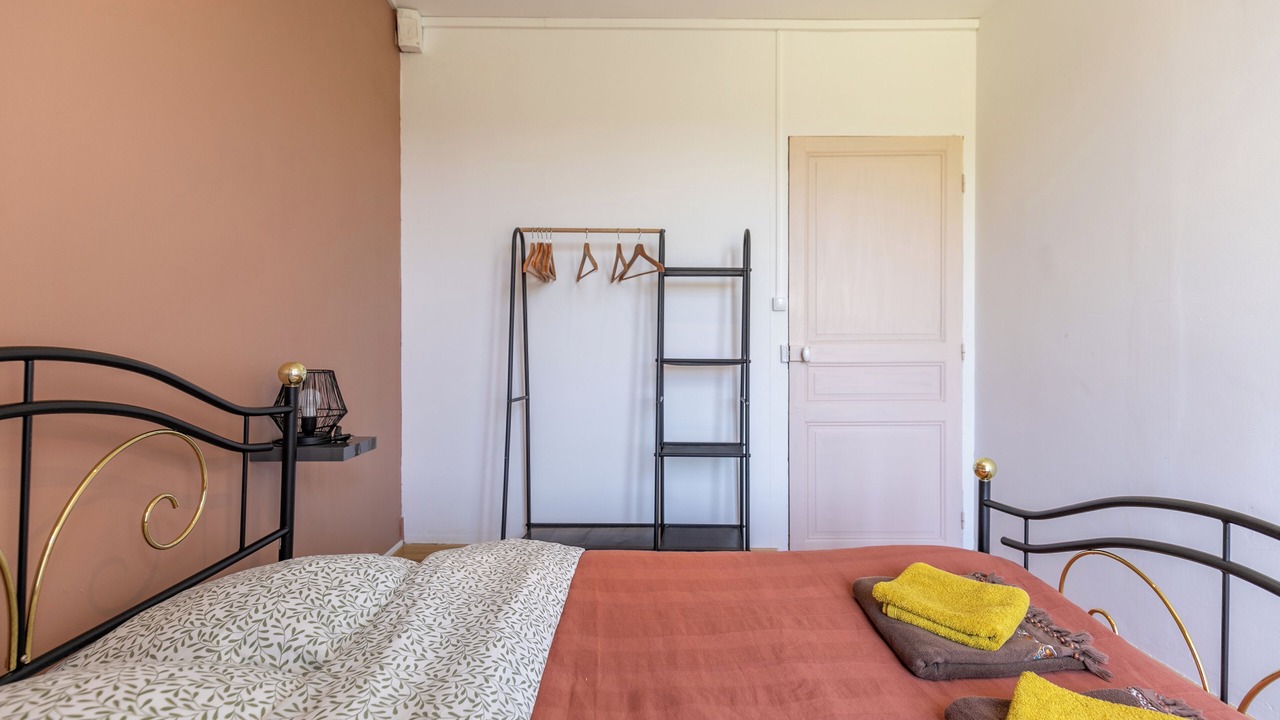 Photo of Bedroom in Thesee