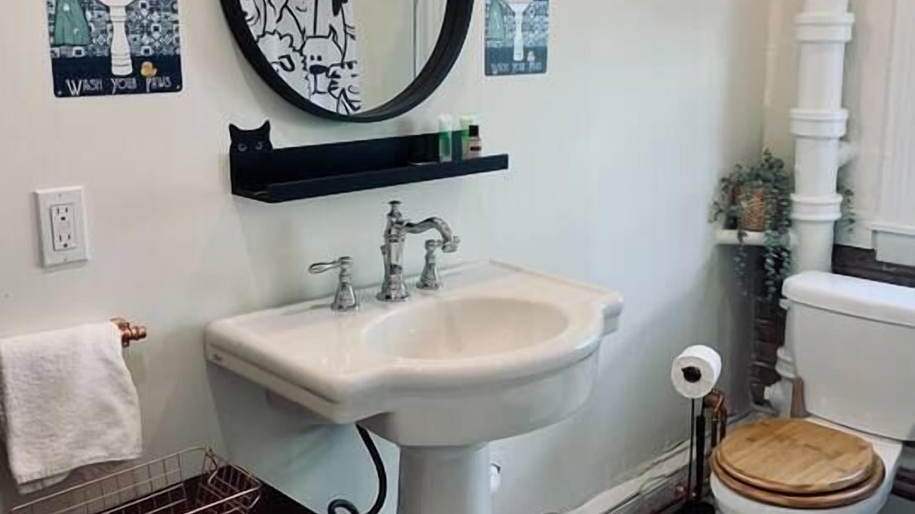 Photo of Bathroom in North End