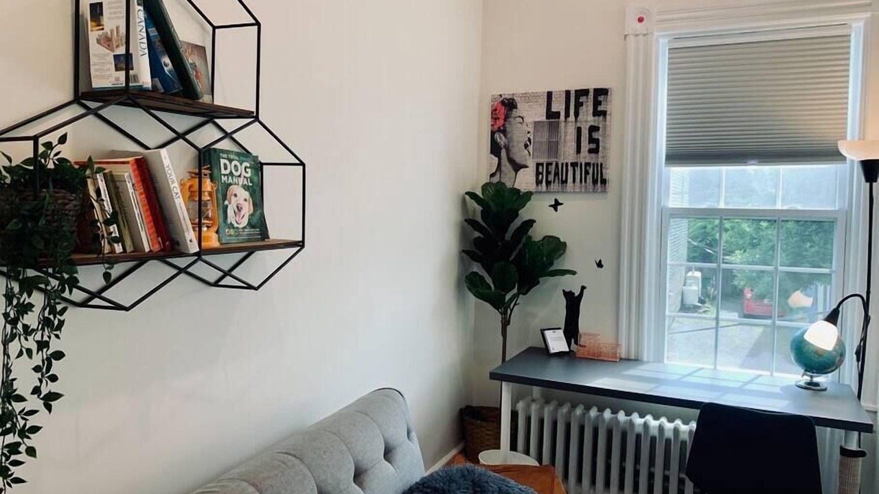 Photo of Livingroom in North End