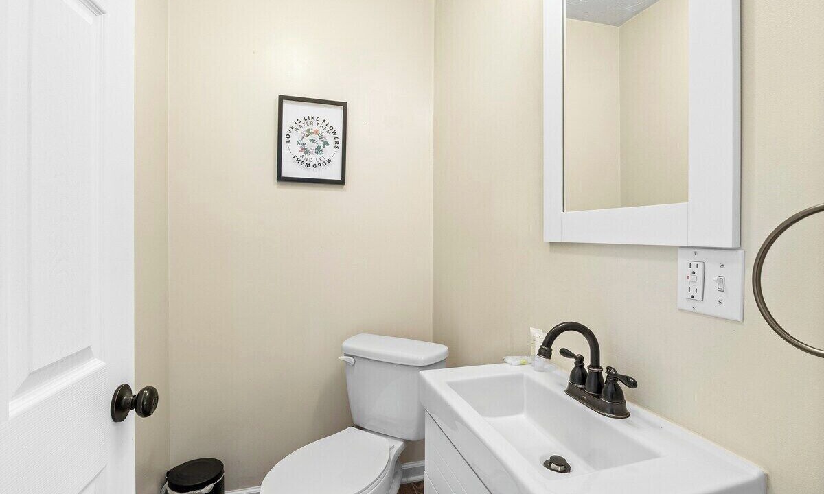 Photo of Bathroom in Lansing