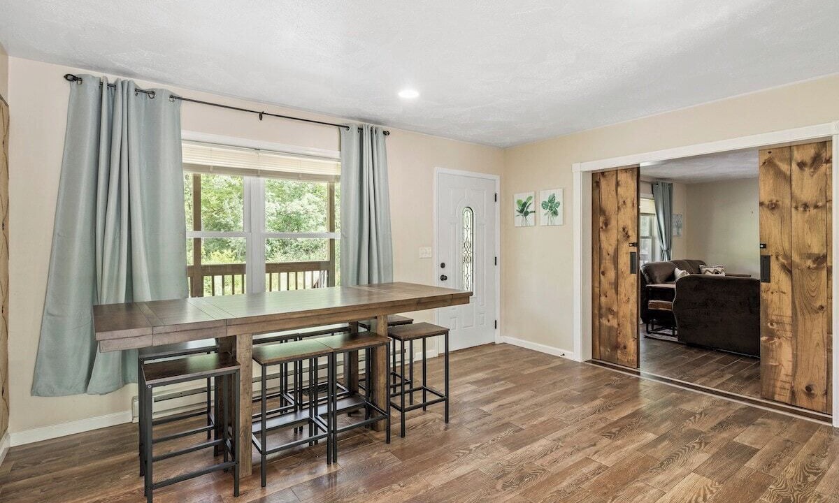 Photo of Others in Lansing