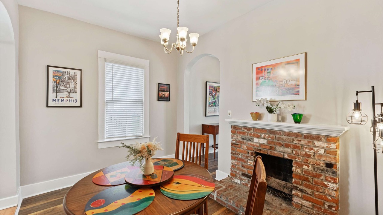 Photo of Livingroom in Midtown