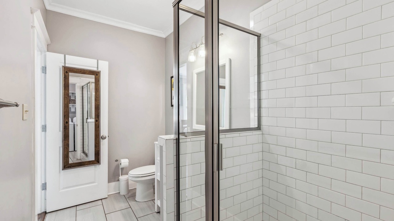 Photo of Bathroom in Cooper-Young Historic District
