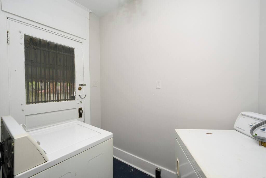 Photo of Bedroom in Cooper-Young Historic District