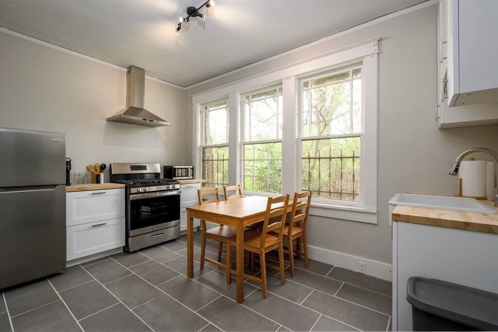 Photo of Others in Cooper-Young Historic District