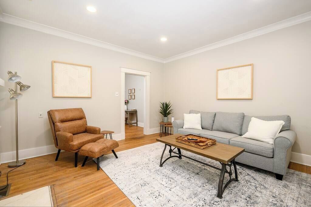 Photo of Bedroom in Cooper-Young Historic District