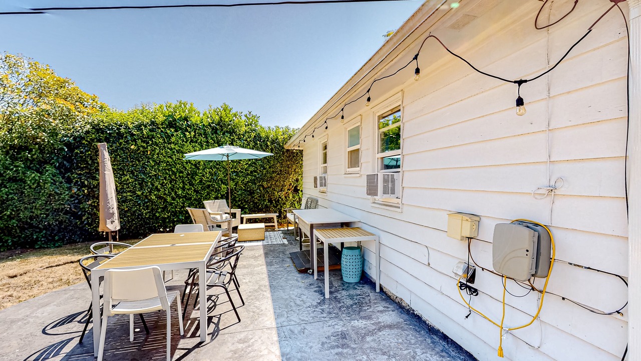 Photo of Outdoor in Roxhill