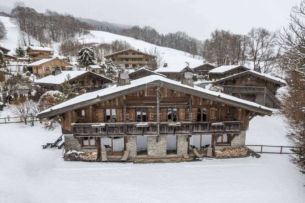 Photo of Outdoor in Demi-Quartier