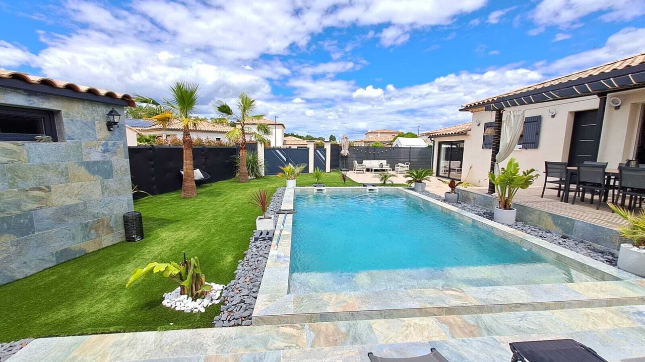 Photo of Outdoor in Lunel